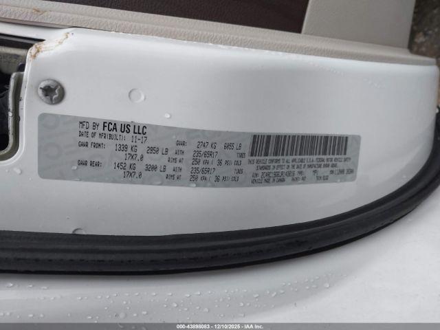 Chrysler Pacifica Touring L Image 16