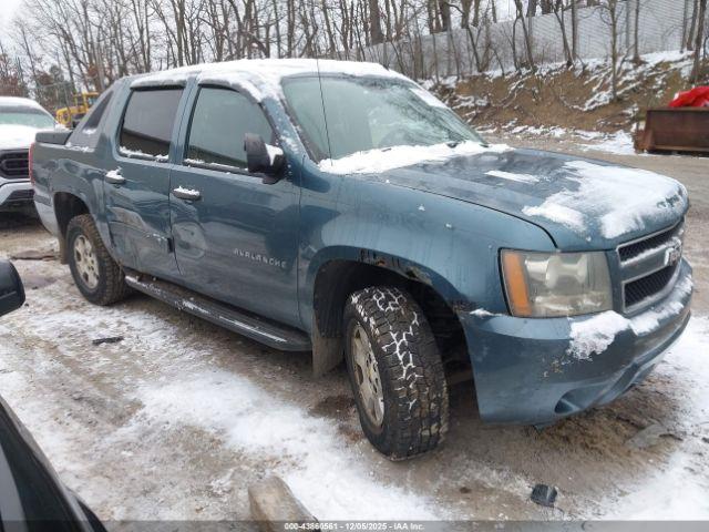  Salvage Chevrolet Avalanche 1500