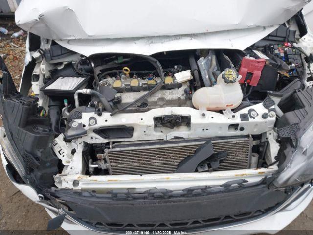 Chevrolet Spark Fwd 1lt Automatic Image 13