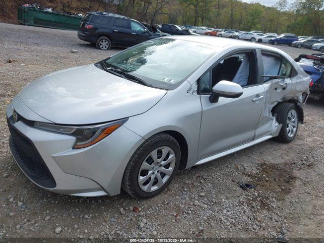 Toyota Corolla Le Image 15