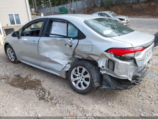 Toyota Corolla Le Image 4