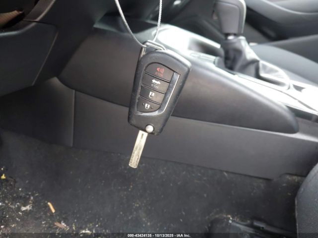 Toyota Corolla Le Image 14