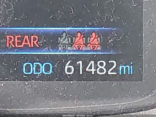 Toyota Corolla Le Image 16