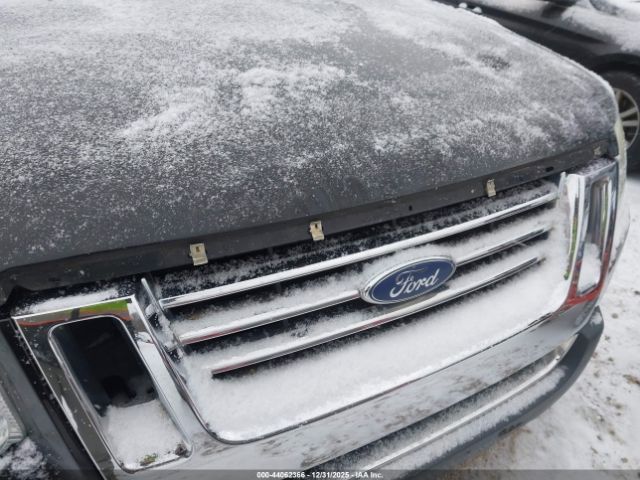 Ford Explorer Xlt Image 8