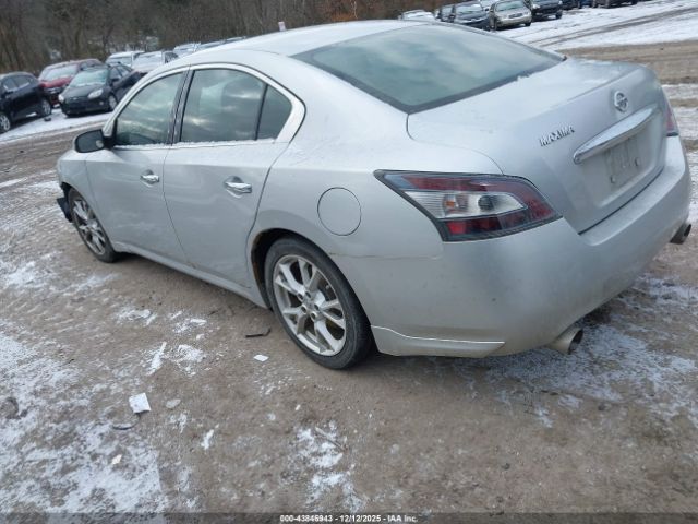 Nissan Maxima 3.5 S Image 10