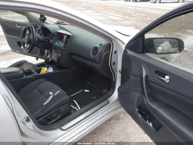 Nissan Maxima 3.5 S Image 4