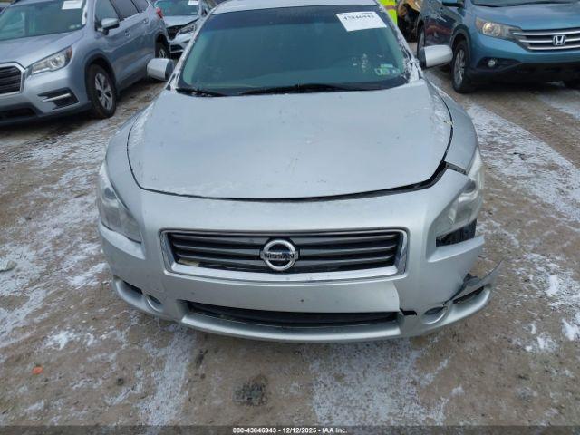 Nissan Maxima 3.5 S Image 11