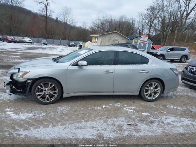 Nissan Maxima 3.5 S Image 15