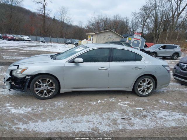 Nissan Maxima 3.5 S Image 15