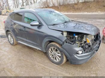  Salvage Hyundai TUCSON