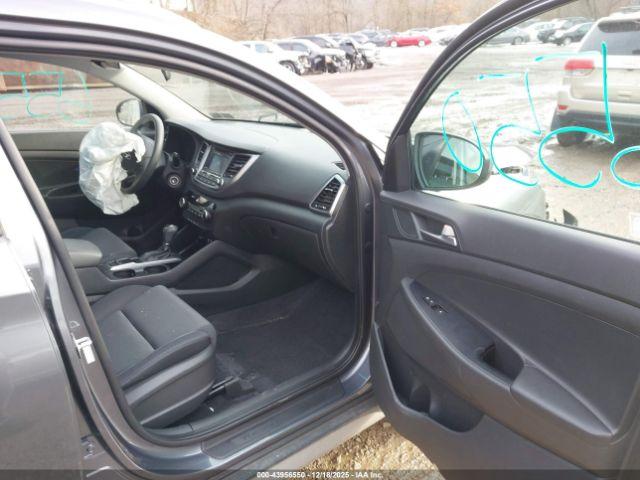 Hyundai TUCSON Se Image 2