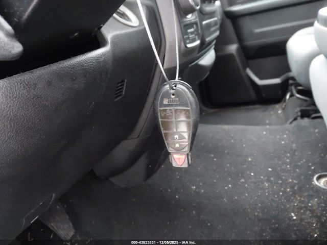 Ram 1500 Express  4x4 6'4 Box Image 8