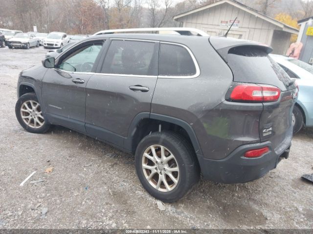 Jeep Cherokee Latitude Image 2