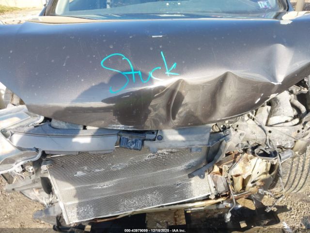 Honda CR-V Lx Image 2