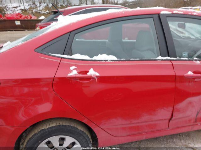 Hyundai ACCENT Gls Image 4