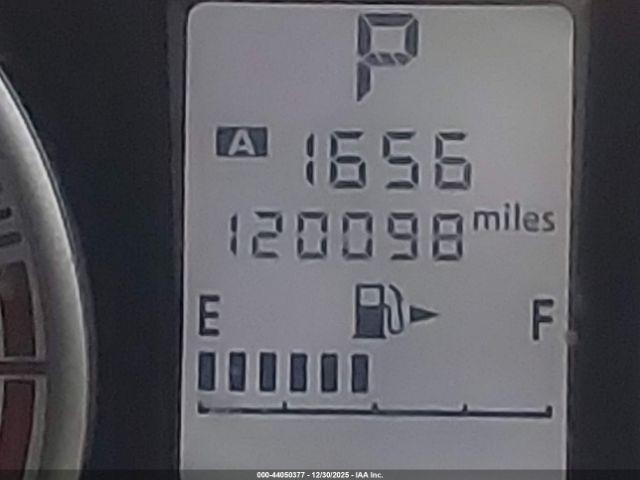 Subaru Impreza 2.0i Image 14