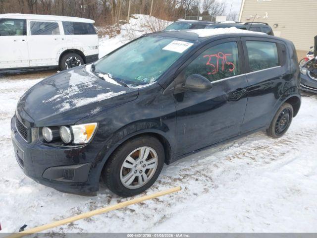 Chevrolet Sonic Lt Auto Image 15