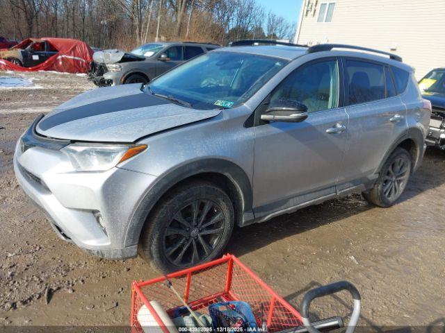 Toyota RAV4 Adventure Image 5