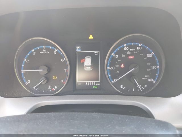 Toyota RAV4 Adventure Image 3