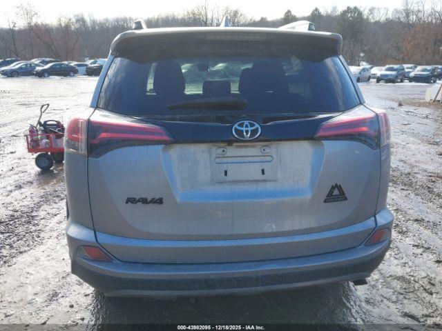 Toyota RAV4 Adventure Image 14