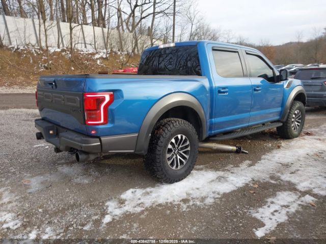 Ford F-150 Raptor Image 2