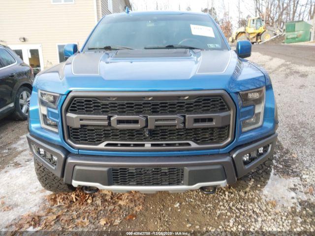 Ford F-150 Raptor Image 6