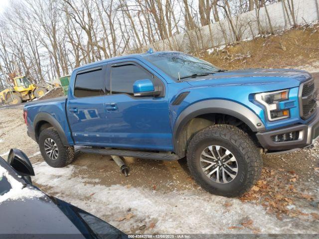 Ford F-150 Raptor Image 4
