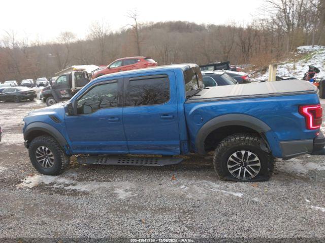 Ford F-150 Raptor Image 9