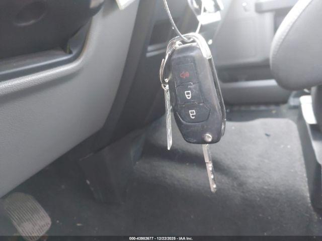 Ford F-150 Xl Image 11