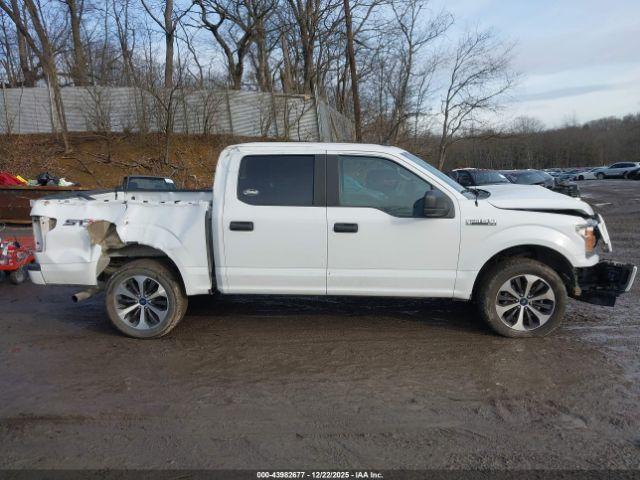 Ford F-150 Xl Image 12