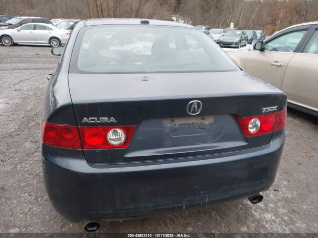 Acura TSX Image 12