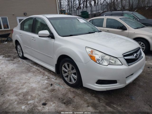 Subaru Legacy 2.5i Image 1