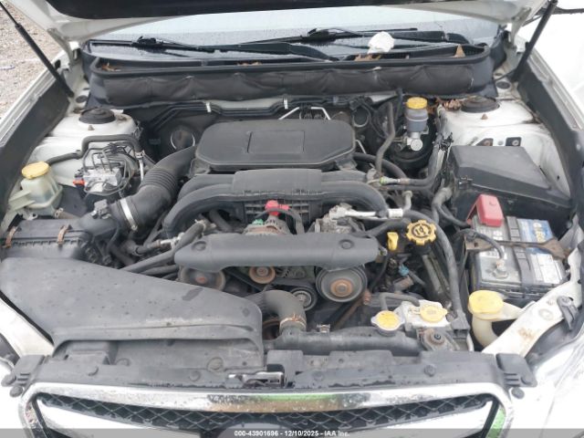 Subaru Legacy 2.5i Image 16