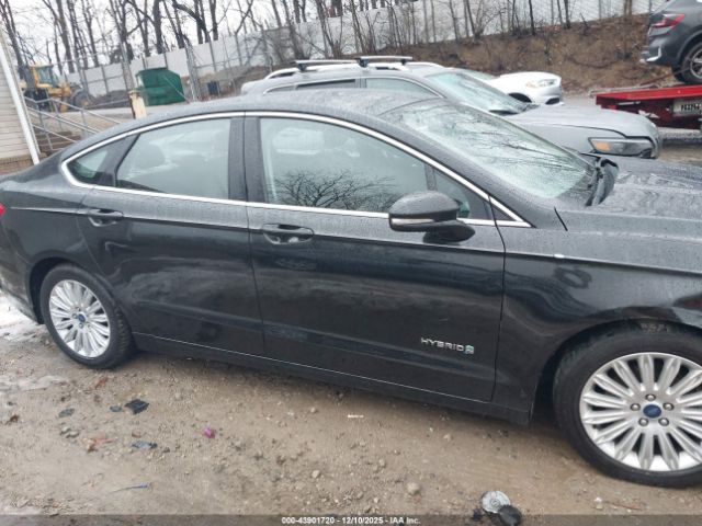 Ford Fusion Se Image 11