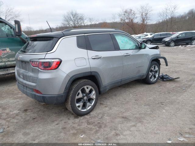 Jeep Compass Limited 4x4 Image 12