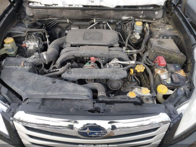 Subaru Outback 2.5i Limited Image 9