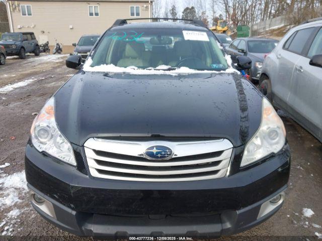 Subaru Outback 2.5i Limited Image 12