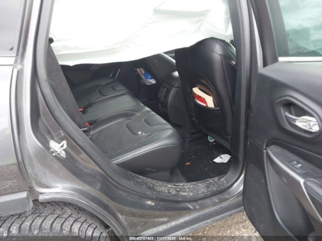 Jeep Cherokee Latitude Lux 4x4 Image 7