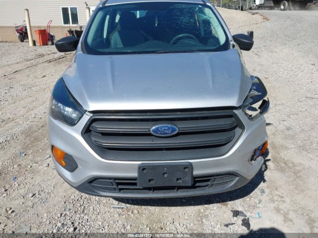 Ford Escape S Image 9