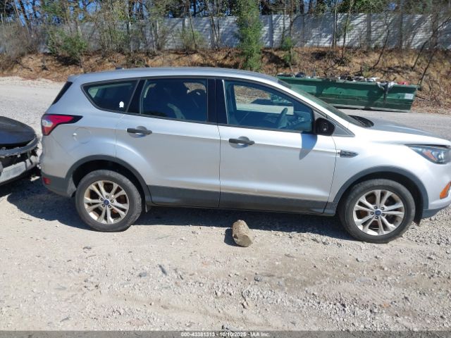 Ford Escape S Image 14