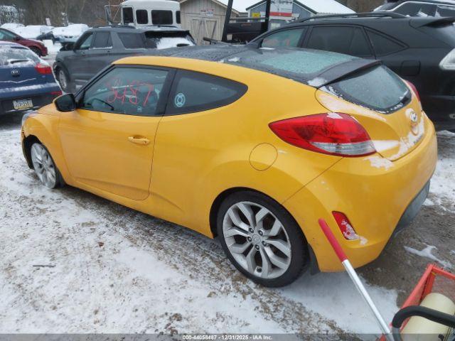 Hyundai VELOSTER Image 12