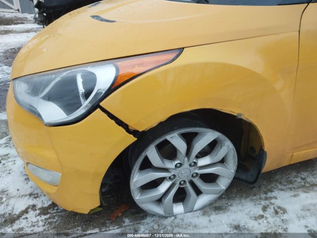 Hyundai VELOSTER Image 14