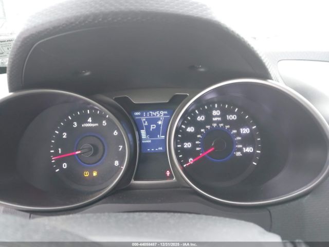 Hyundai VELOSTER Image 5