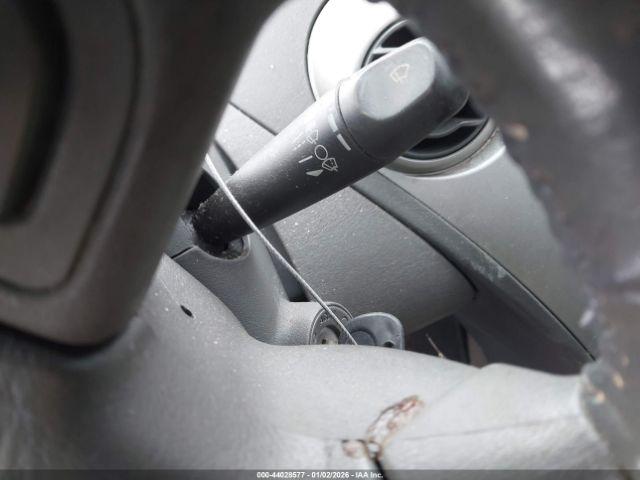 Saturn Ion 3 Image 11