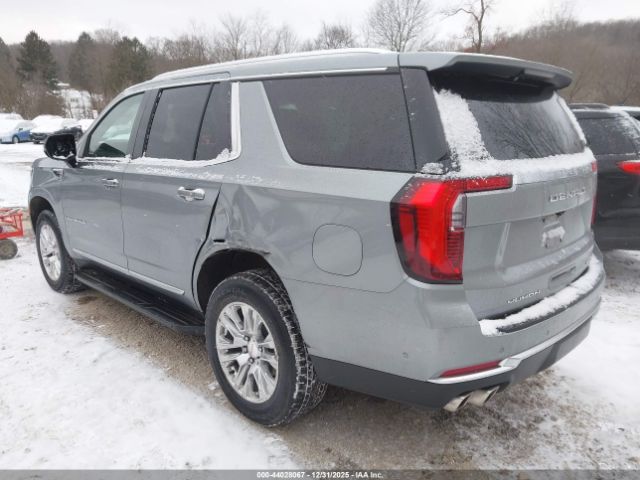 GMC Yukon 4wd Denali Image 9